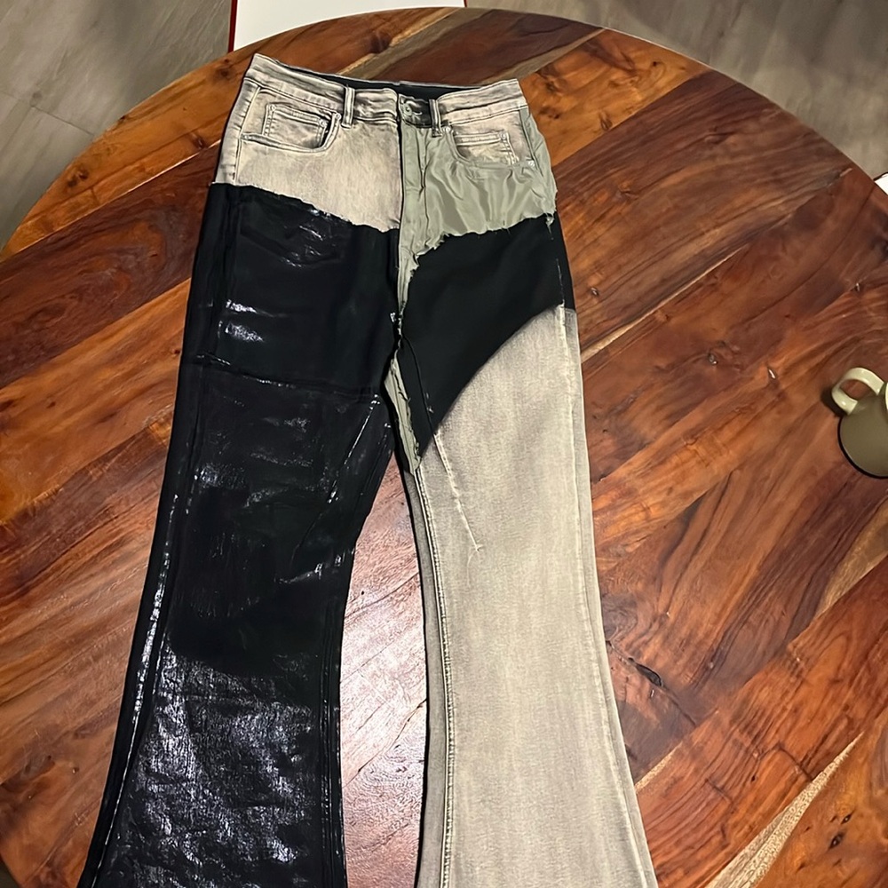 Funky Tyrone bootcut men’s jeans size 30
Rick Owens?
Like new